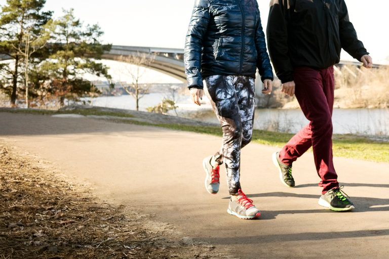  How to Walk Properly: 6 Tips to Fix Your Walking Form