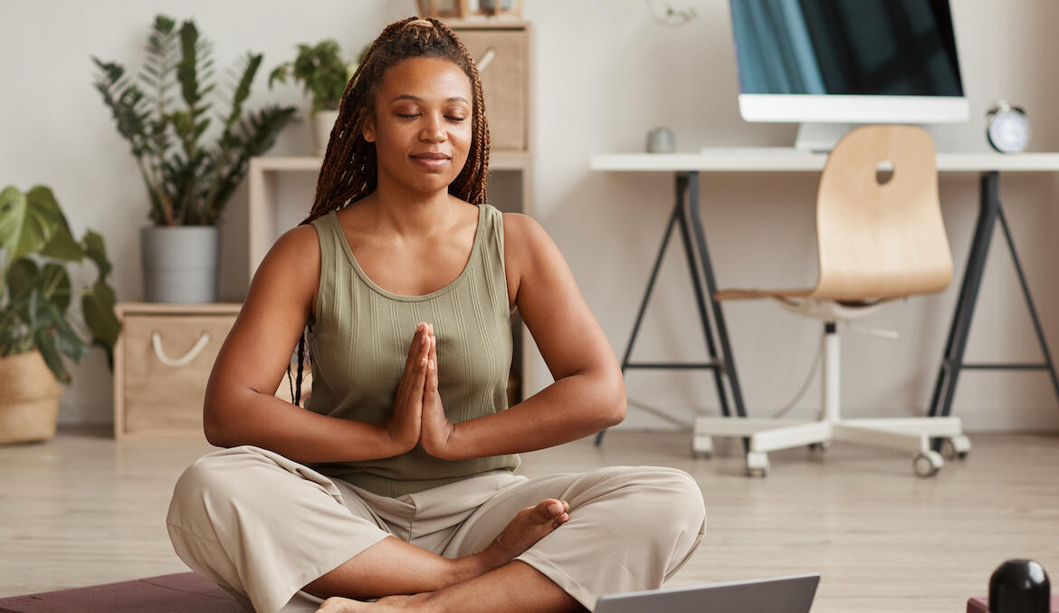  How To Start a Yoga Practice You’ll Actually Stick With